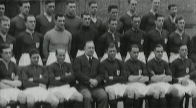 The squad in 1925 with Herbert Chapman sitting in the center