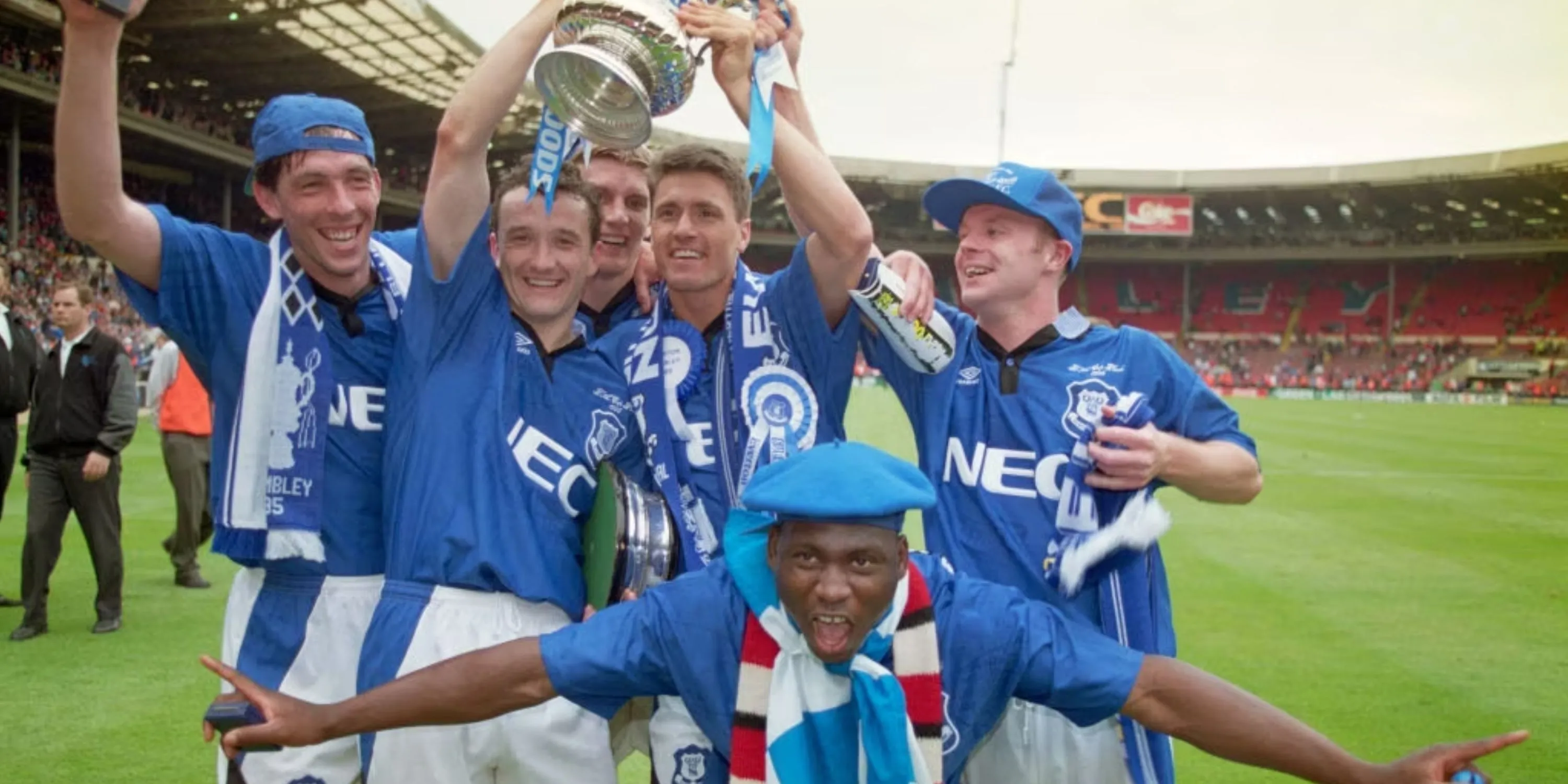 Đội hình Everton vô địch FA Cup năm 1995