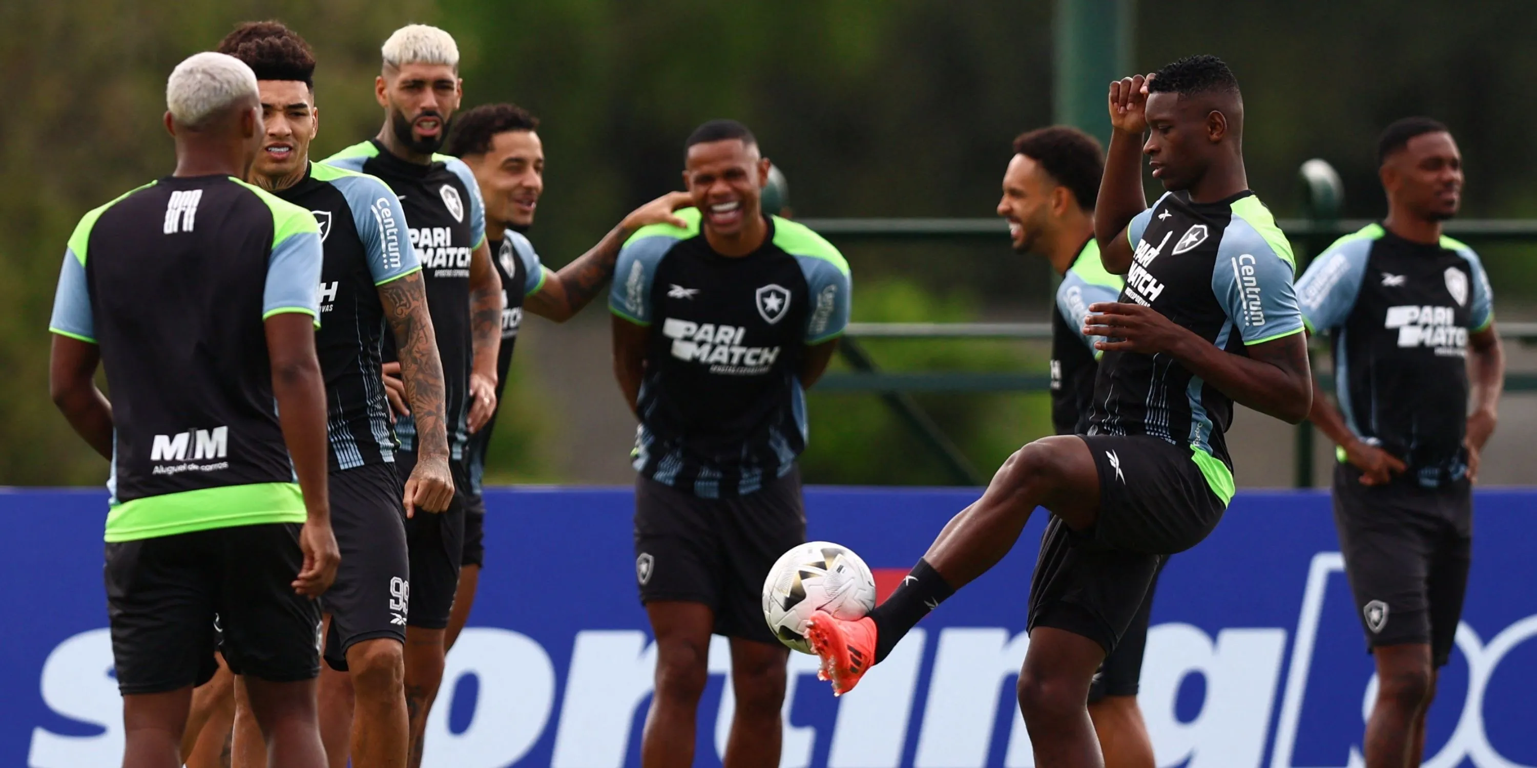 Cầu thủ Igor Jesus trong màu áo Botafogo tại Serie A Brazil