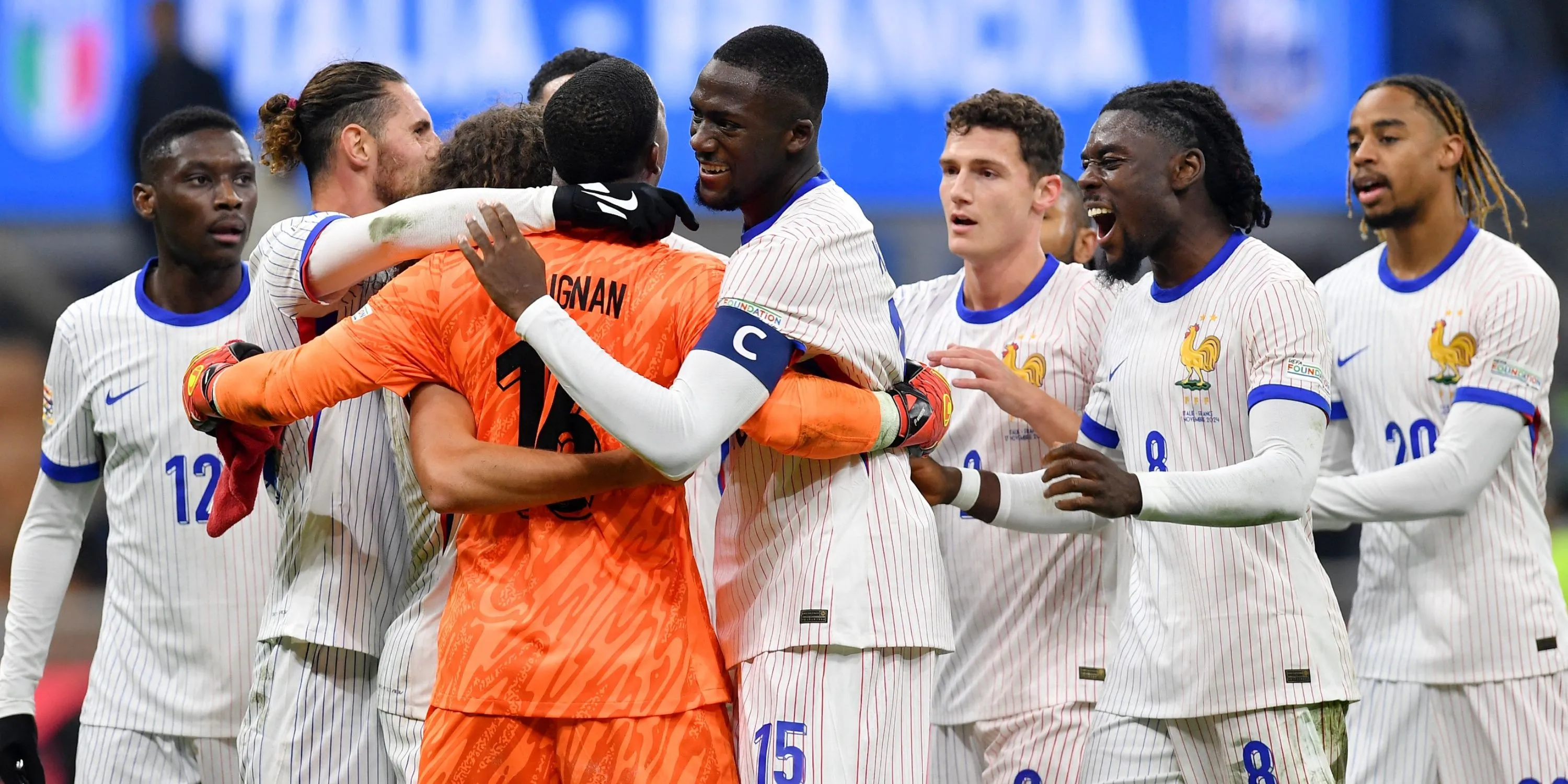 Mike Maignan 'bật đèn xanh' cho việc chuyển đến Chelsea từ AC Milan