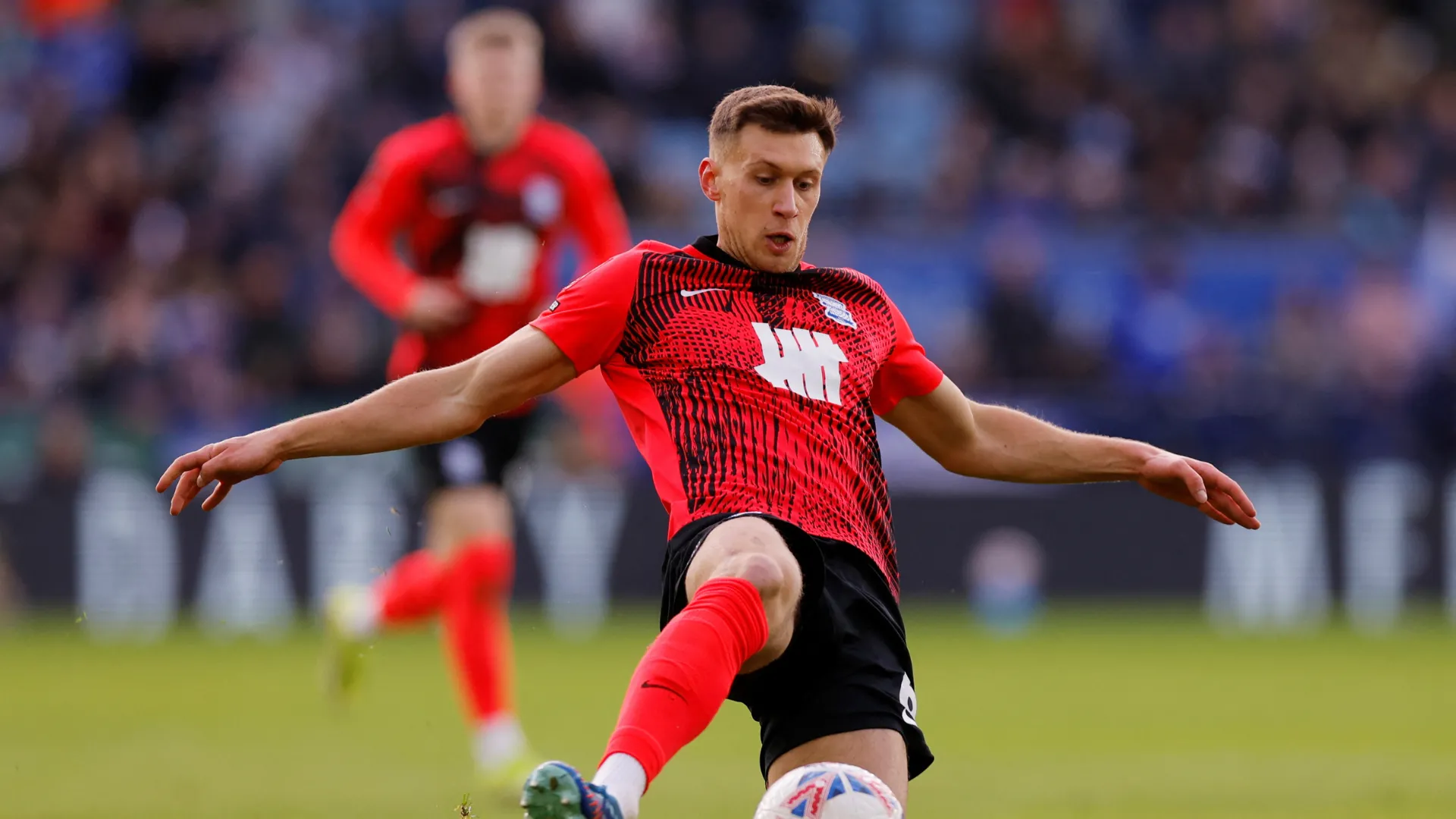 Krystian Bielik của Birmingham City trong màu áo thi đấu