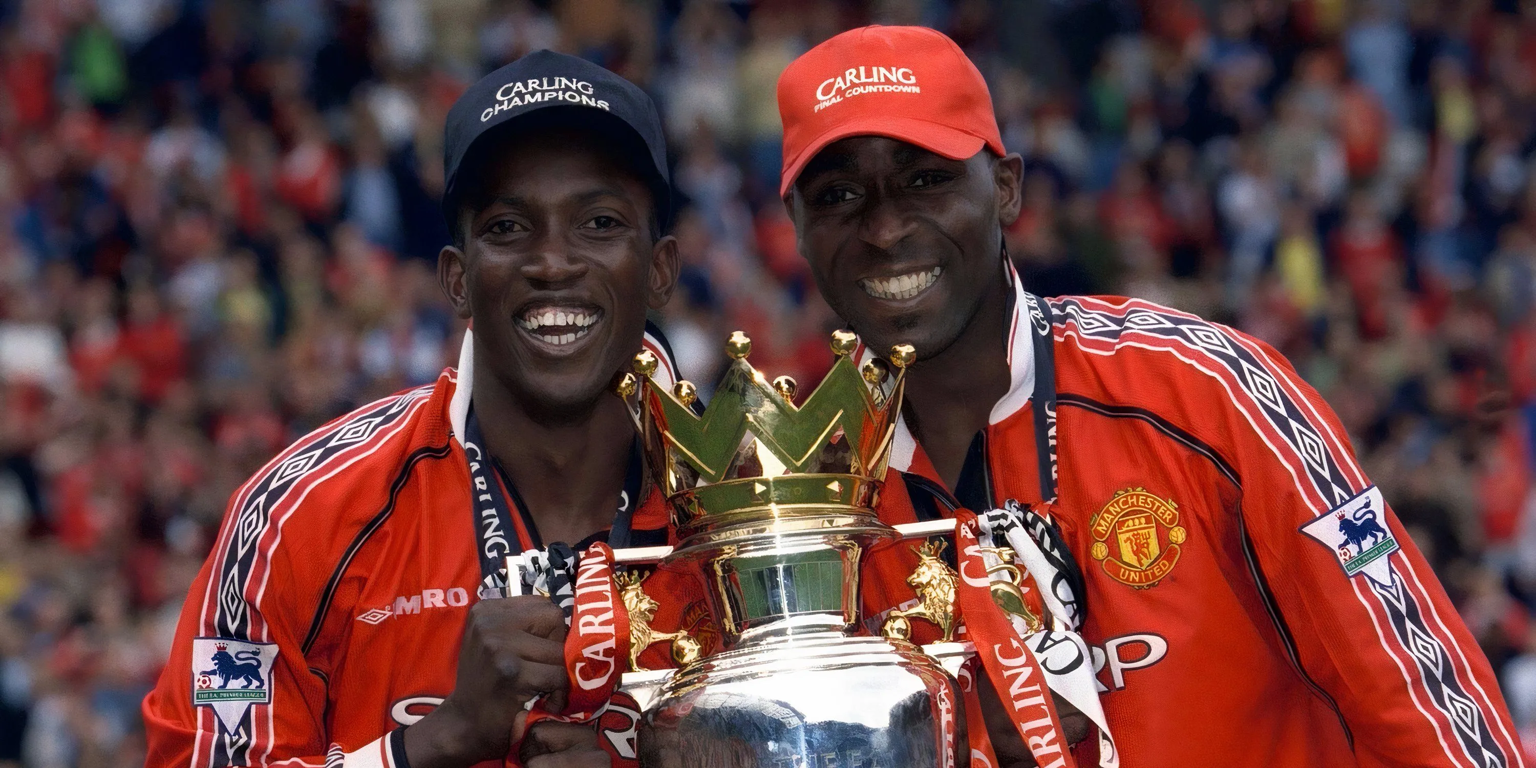 Cặp tiền đạo huyền thoại Dwight Yorke và Andy Cole của Manchester United