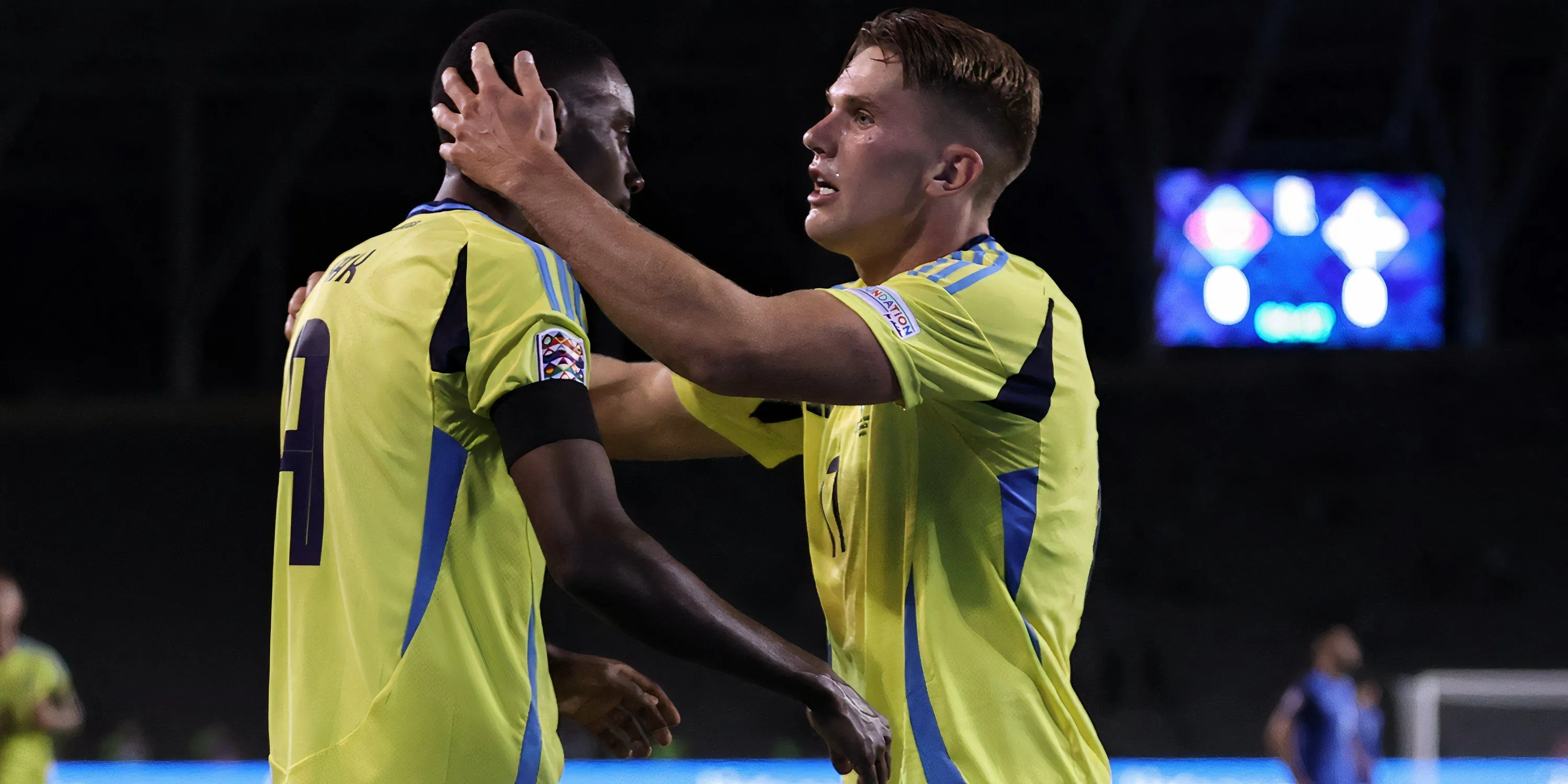 Cuộc đối đầu giữa hai tiền đạo Thụy Điển Viktor Gyokeres và Alexander Isak tại Premier League