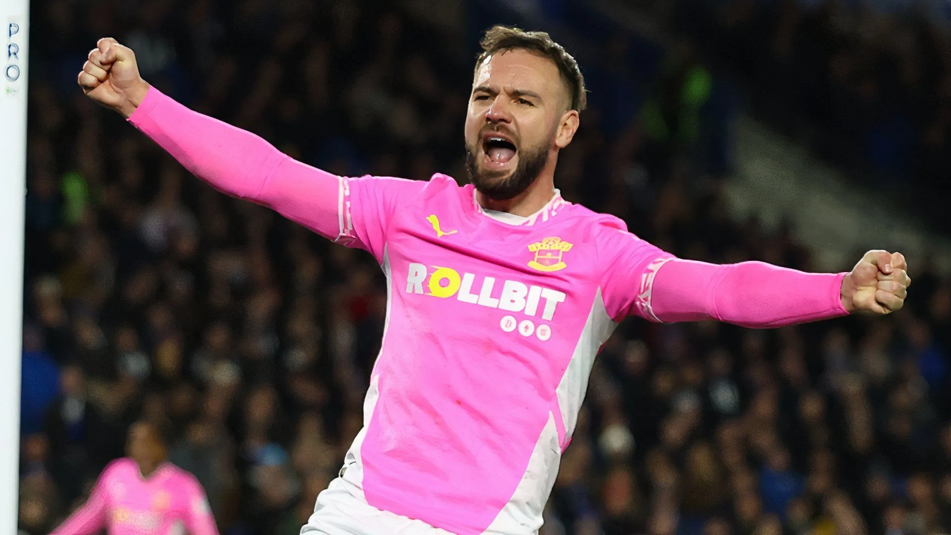 Cầu thủ Southampton tập luyện trên sân — đội bóng sở hữu nhiều tài năng có giá trị thị trường khác nhau