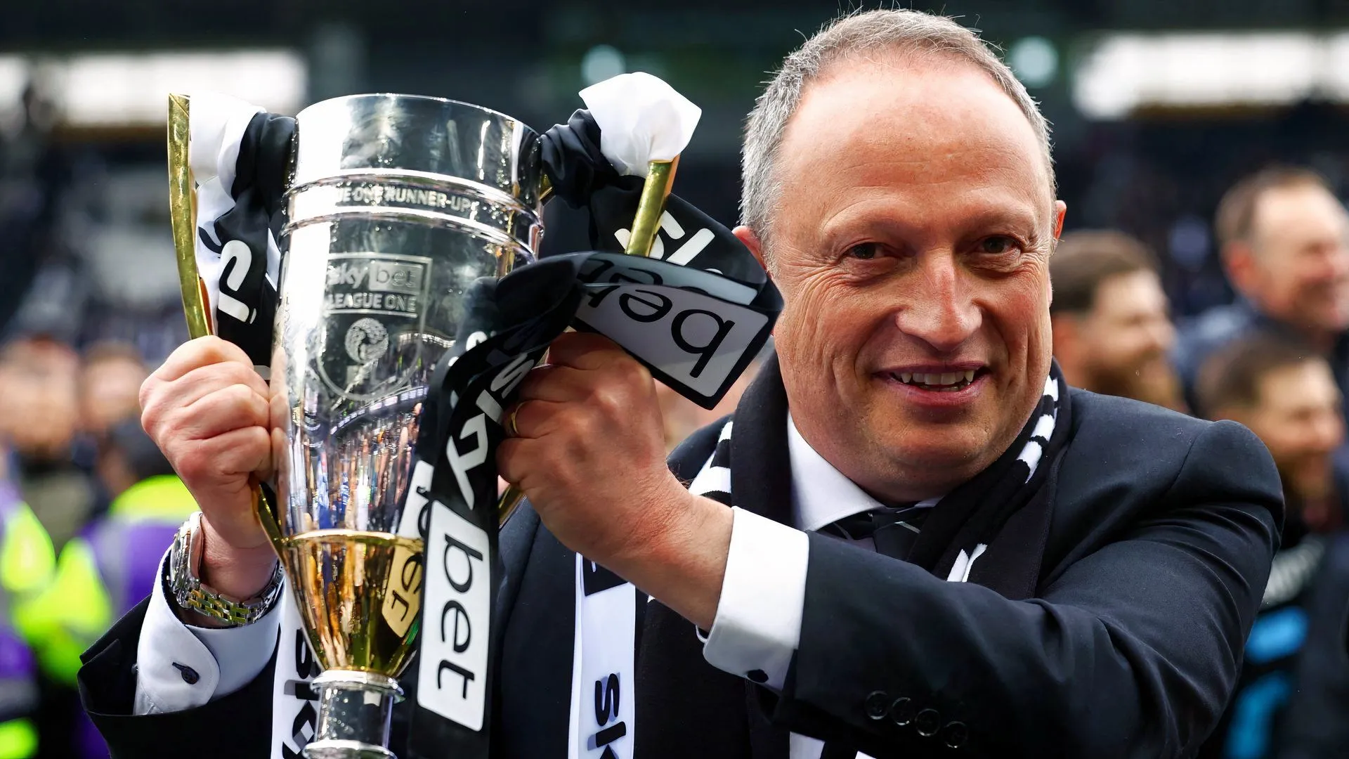 David Clowes trong buổi công bố sở hữu Derby County, biểu tượng cho thời kỳ tái thiết và ổn định