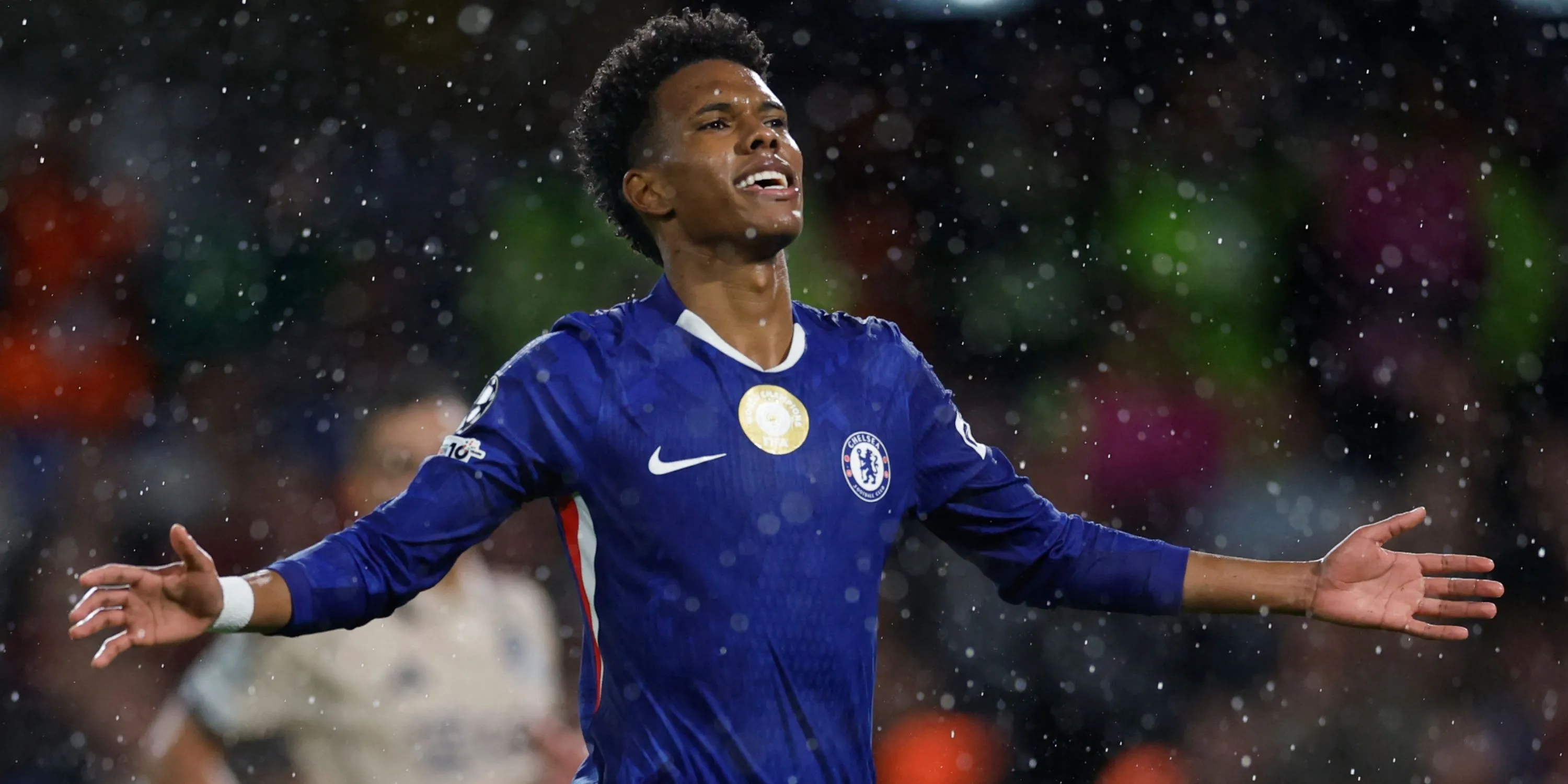 Estevao số 41 của Chelsea, tài năng trẻ Brazil được so sánh với Cole Palmer