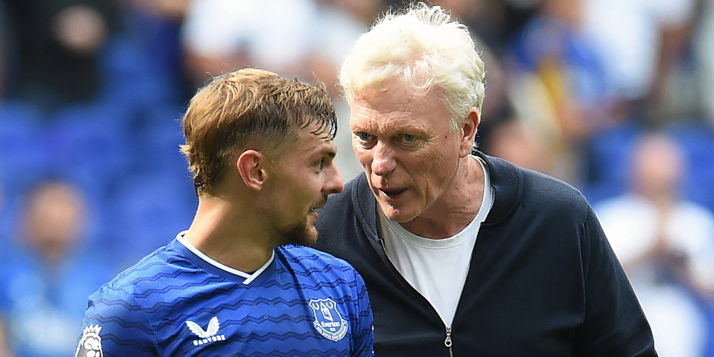 Kiernan Dewsbury-Hall trong màu áo Everton — tiền vệ kết nối lối chơi trung tâm