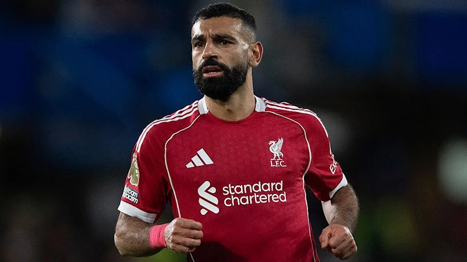 Liverpool Rơi Vào Khó Khăn: Bốn Thất Bại Liên Tiếp và Áp Lực Từ Người Hâm Mộ