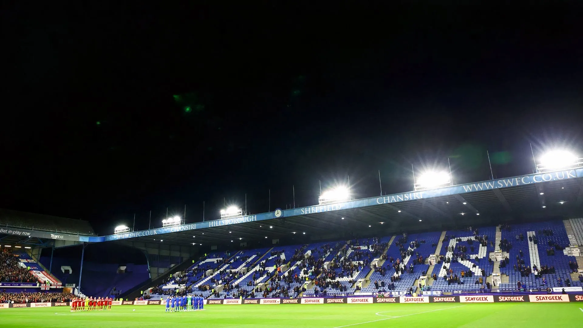 Sheffield Wednesday đối đầu Middlesbrough trước khi CLB vào quản trị, minh họa cho tình hình khán giả và diễn biến sân cỏ gần đây