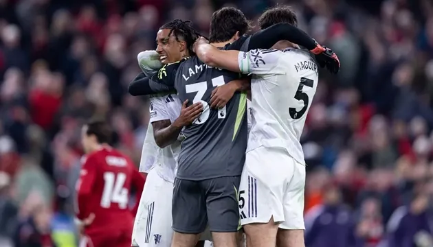 Tập thể Quỷ đỏ đoàn kết, cùng nhau vươn lên dưới sự chỉ đạo của Amorim và tinh thần đồng đội được nhấn mạnh